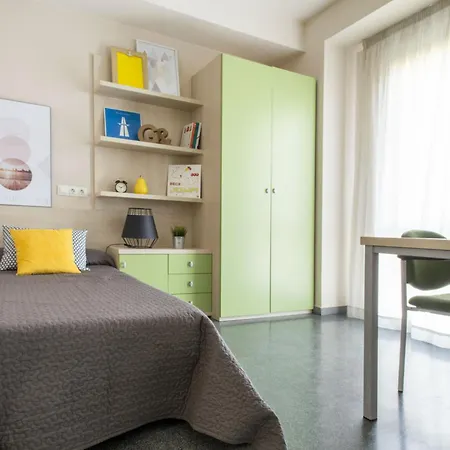 Residencia Universitaria Resa Damia Bonet *