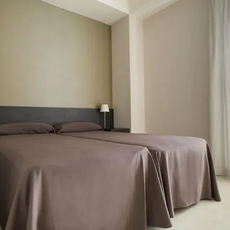 アパート Residencia Universitaria Resa Damia Bonet *