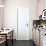 Residencia Universitaria Resa Damia Bonet アパート バレンシア