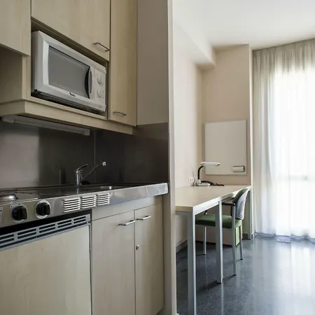 아파트 Residencia Universitaria Resa Damia Bonet *