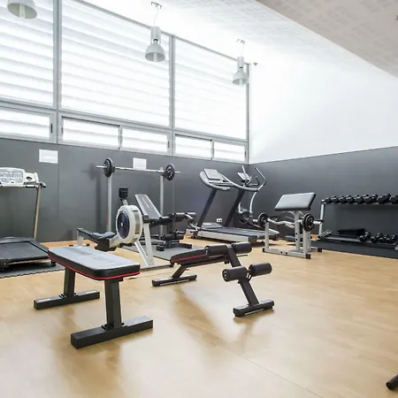 Residencia Universitaria Resa Damia Bonet Διαμέρισμα *