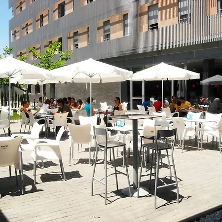 Residencia Universitaria Resa Damia Bonet * 발렌시아