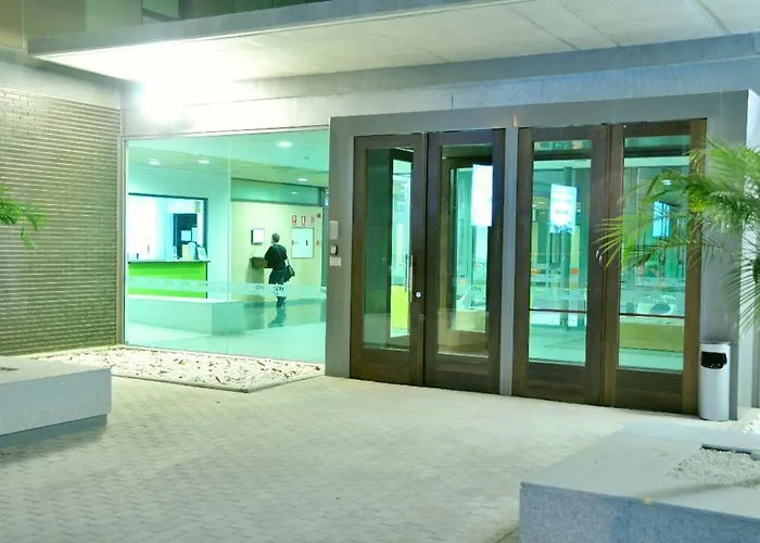 Residencia Universitaria Resa Damia Bonet Valencie