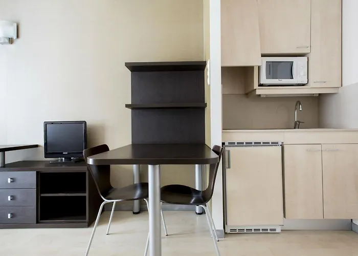 Residencia Universitaria Resa Damia Bonet Apartmán *